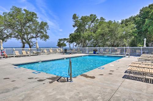 Πισίνα στο ή κοντά στο Ocean Club Condo Spectacular View and Beach Access!