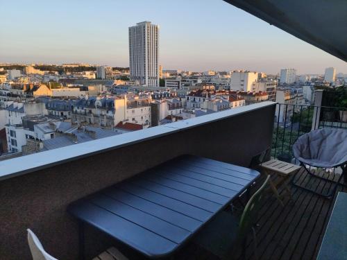 3 pieces 75 m2 balcon cuisine separee
