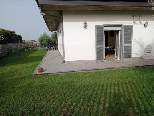 Budova, kde se vila nachází