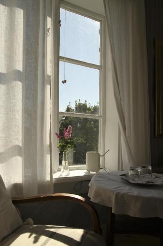 Gambar di galeri bagi Frägsta Hälsingegård B&B di Näsviken