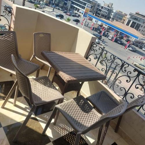 3Bedroom Apt. Central New Cairo