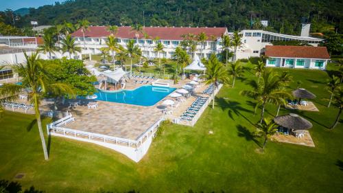 Bazén v ubytování Itapema Beach Hotel & Convention nebo v jeho okolí