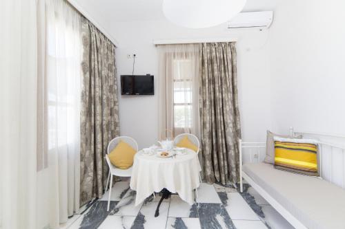Gallery image of Agerino in Moutsouna Naxos