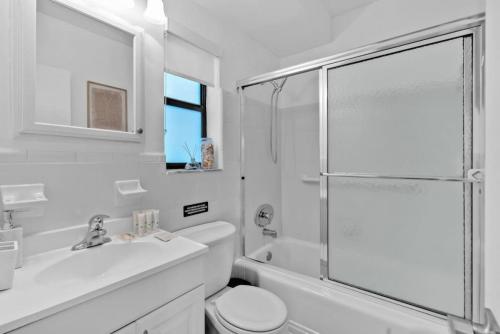 Hollywood Beachfront Apartment tesisinde bir banyo