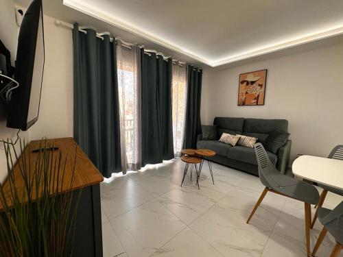 Precioso y nuevo apartamento de 1 habitación en Mareverde