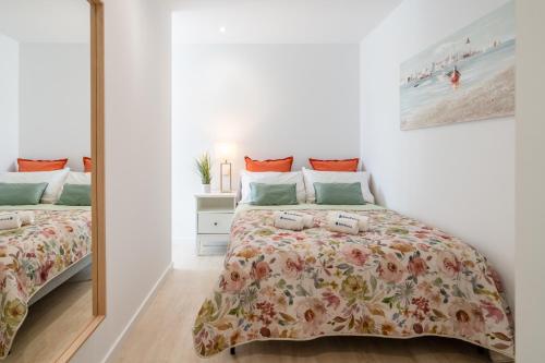 Host Wise - Peaceful Sunny Flat - Ace Location