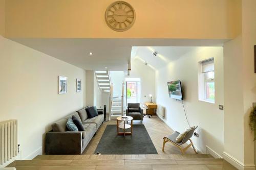 Χώρος καθιστικού στο Spacious 4 Bedroom Duplex with Free Private Parking - Central Location, Near Doncaster Racecourse - Sleeps 7