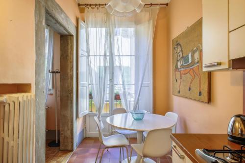 Lemon Tree One Bedroom with Balcony
