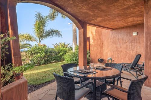 Alzaro 02 DELUXE SEA VIEW 2B