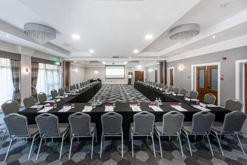 Espace de conférence ou salle de réunion dans l'établissement Mercure Manchester Norton Grange Hotel & Spa