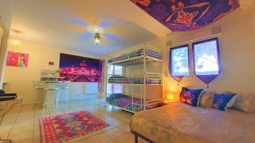 Photo de la galerie de l'établissement Aladdin and Jasmine's near Disney, à Chalifert