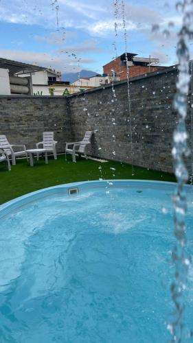 Bazén v ubytování HOTEL PLAZUELA REAL nebo v jeho okolí