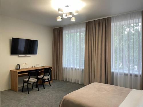 Телевизор и/или развлекательный центр в Duboviy Gai Hotel