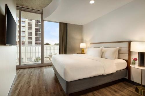 Twelve Midtown, Marriott Autograph Collection Image