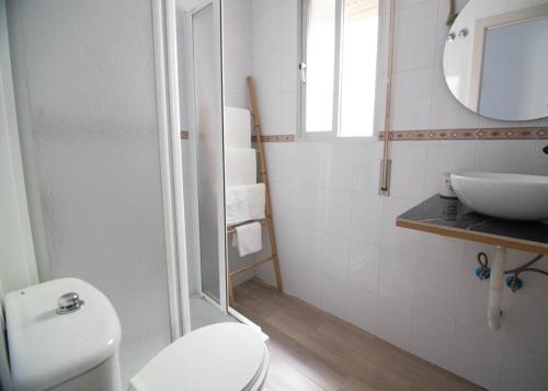 A bathroom at Barbate Playa
