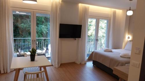 Uni Island - City Heart Suites
