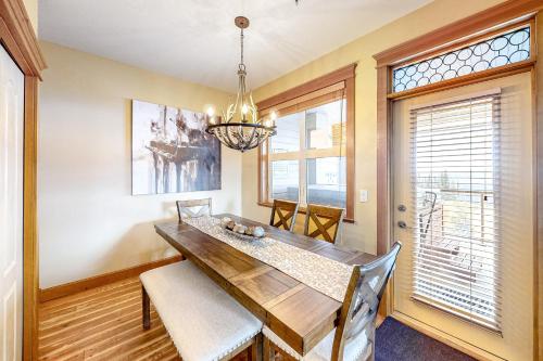 Tree Tops 12 - Entire home – Photos 3