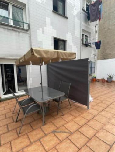 Αίθριο ή υπαίθριος χώρος στο Apartamento con terraza y parking