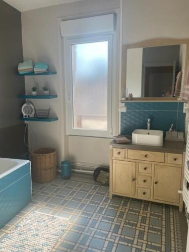Ένα μπάνιο στο Chambre d'hôtes Charleville-Mézières
