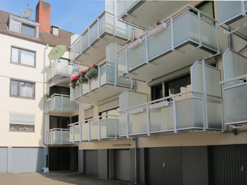 Foto Modernes 1 Zimmer Luxusappartement KLEINER ROLAND mit Parkplatz und Balkon in Bremen Nähe Zentrum 6