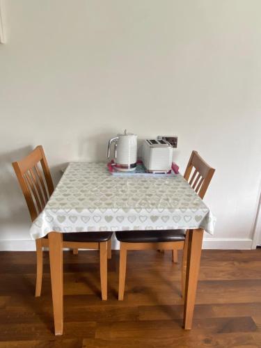 Gambar di galeri bagi Heddfan - Peaceful & Cozy En-suite Room 5 mins from Stunning Llanbedrog Beach di Llanbedrog