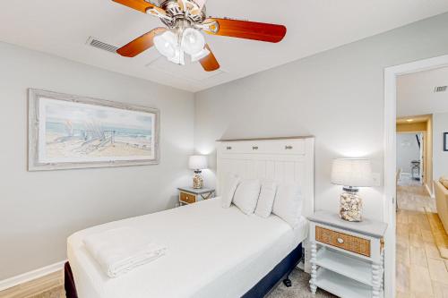 Katil atau katil-katil dalam bilik di Loquat Bungalow