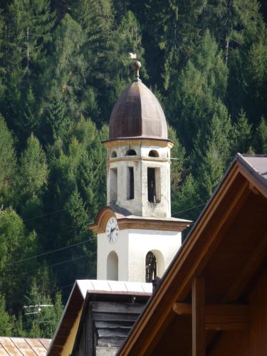 Galeriebild der Unterkunft Hotel Almazzago in Commezzadura