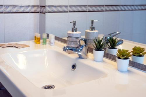 Koupelna v ubytování 10min dal Centro [PortaSusa-FreeParking&AC]