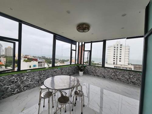 Μπαλκόνι ή βεράντα στο Khách sạn HAWA HOTEL