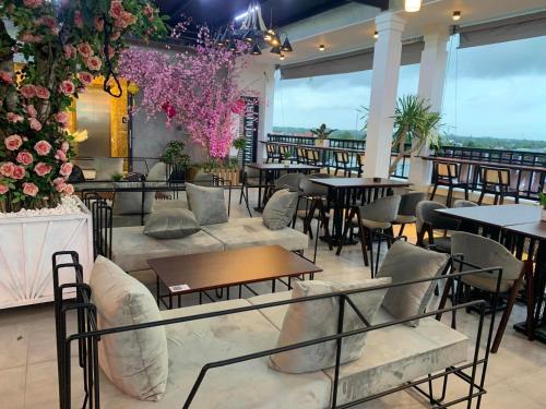 Restorāns vai citas vietas, kur ieturēt maltīti, naktsmītnē Sunny Hotel Xuyên Mộc