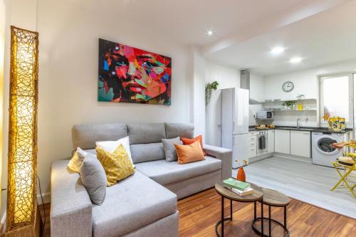 Η κουζίνα ή μικρή κουζίνα στο INAR céntrico apartamento junto Ayuntamiento & Ría
