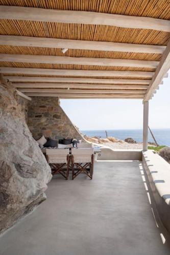 Panoramic View Apartment @ Elia beach