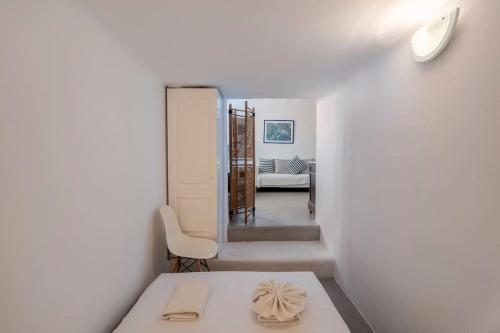 Ένα μπάνιο στο Panoramic View Apartment @ Elia beach