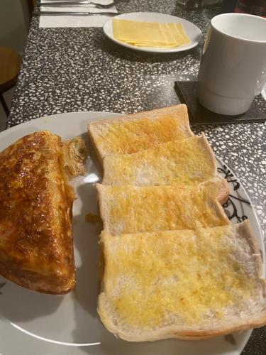 Comida en la casa de huéspedes o alrededores
