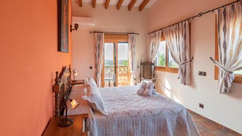 Postel nebo postele na pokoji v ubytování Villa Paraiso Andaluz Sedella by Ruralidays