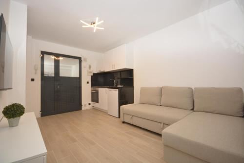 1 Bedroom RDC - Sacre Coeur