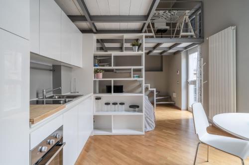 GuestHost - Amazing Milan Loft - 350 m far from Dateo Station