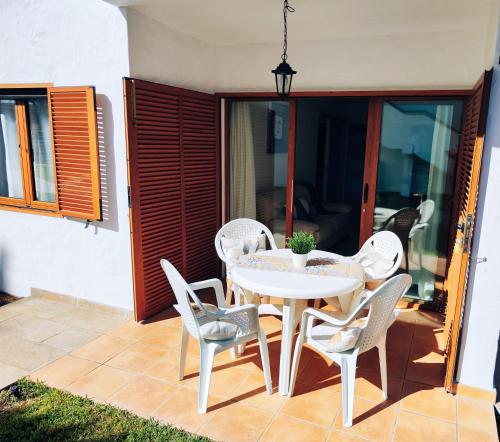 Los Balandros104 mit Terrasse by SunHousesCanarias