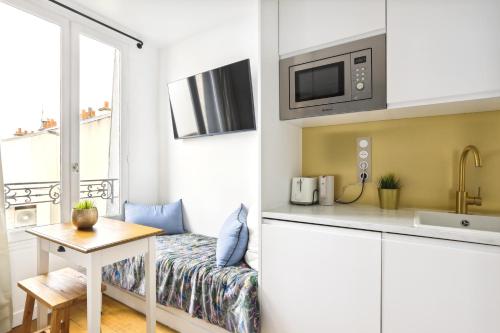 Luxury designed studio near Le Marais