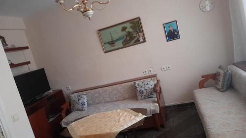 Cuka Apartment - Image 2