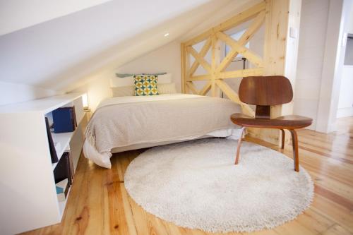 Alfama Lisbon Apartment, Quiet Location, Great Views - TTL268