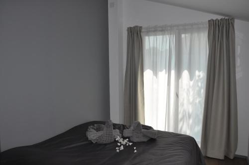 Katil atau katil-katil dalam bilik di Holiday in Arles -Villa Jacuzzi