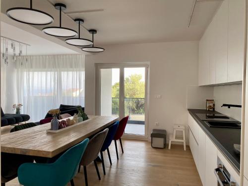 Luxury Apartment Hator