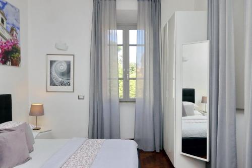 LUXURY APARTMENT VATICANO-S'PETER BASILICA - NETFLIX Wifi - AirCond