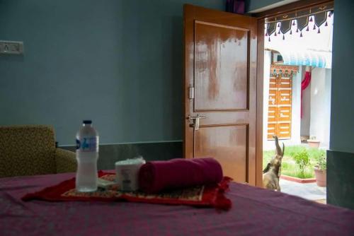 Ένα ή περισσότερα κρεβάτια σε δωμάτιο στο Little prince guest house & homestay