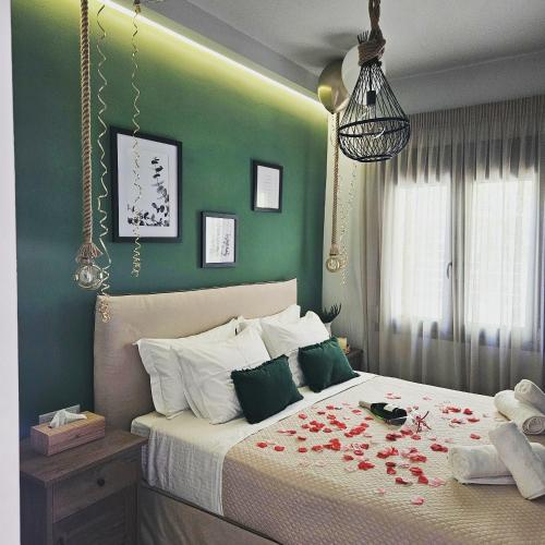 Damona Luxury Home