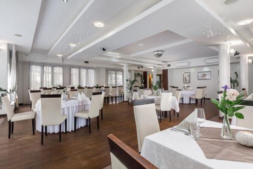 Restaurace v ubytování Villa Park