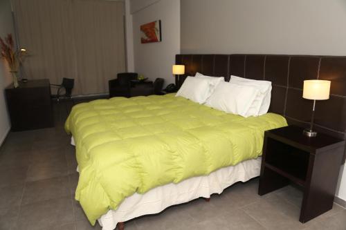 Hotel NEU 354にあるベッド