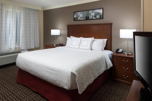 TownePlace Suites by Marriott San Antonio Airport Image