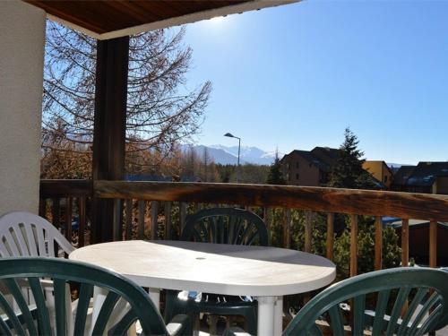 Appartement cosy 2 pièces, terrasse ensoleillée, skis aux pieds, animaux acceptés, Bolquère - FR-1-592-59